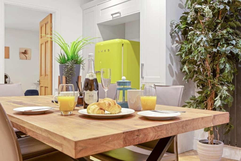 Luxurious 3 Bedroom Apartment In Park Estate Nottingham Kültér fotó